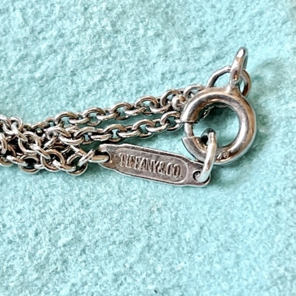 Tiffany infinity sterling silver necklace - Picture 5 of 7